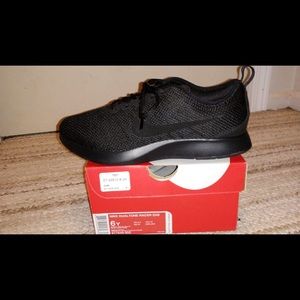 Nike Shoes - Nike DualTone Racer (GS) Nike Shoes - Nike DualTone Racer (GS)